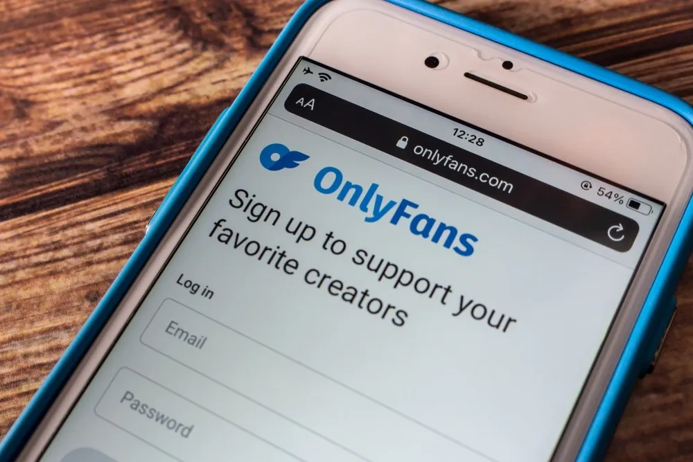 leonid radvinsky — HR news