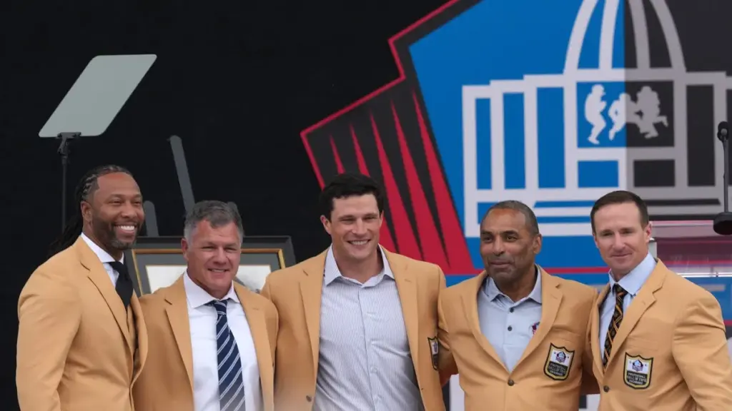Brees, Fitzgerald, Kuechly enter Pro Football Hall of Fame
