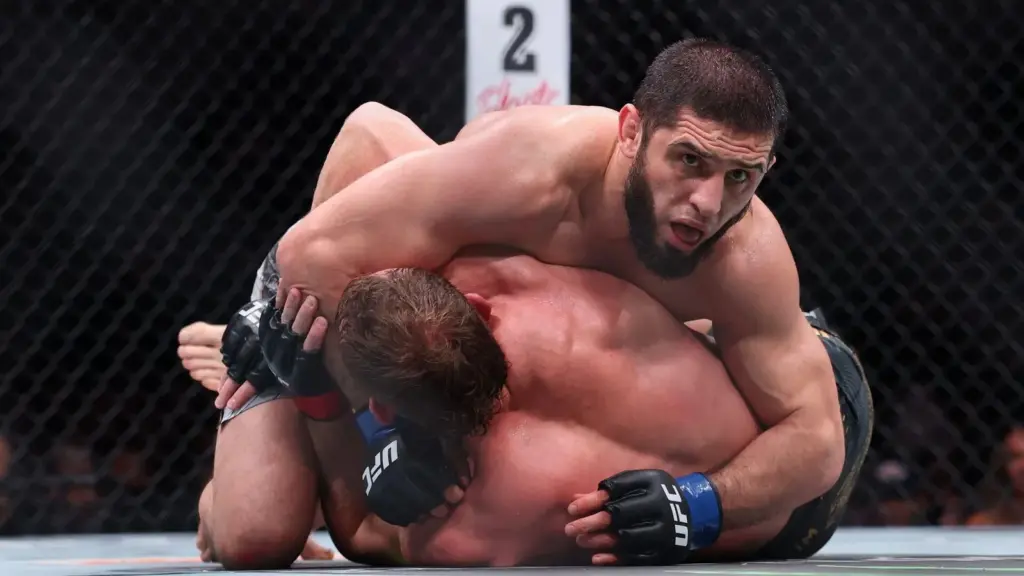Islam Makhachev notches 16th consecutive victory at UFC 330