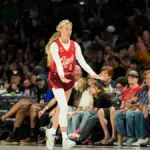 Gray's buzzer 3s lift Aces over Fever after Clark's miscues