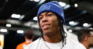 Detroit Lions give Jahmyr Gibbs record-breaking contract extension - prideofdetroit.com