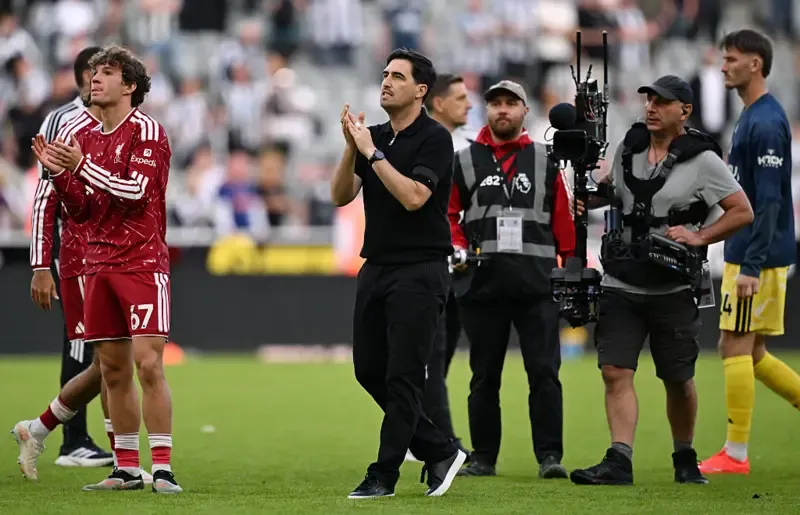 Andoni Iraola, Manager of Liverpool, acknowledges the fans