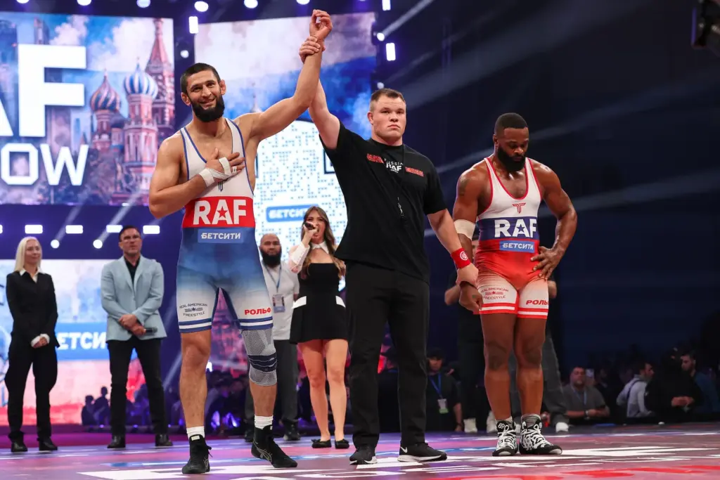 RAF Moscow results: Khamzat Chimaev destroys Tyron Woodley in just 94 seconds, books RAF return