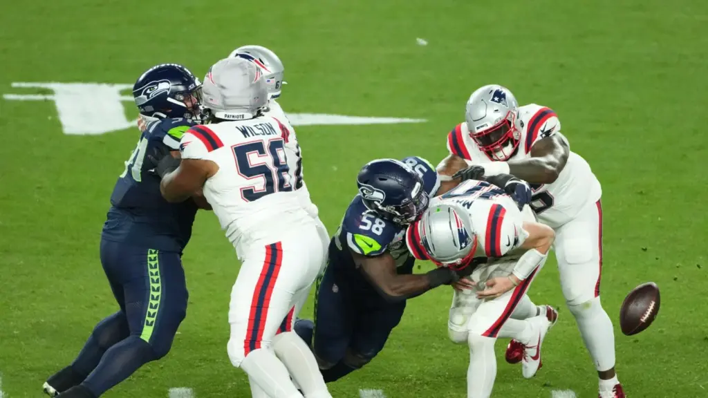 Christian Gonzalez, Patriots agree to four-year extension - NBC Sports