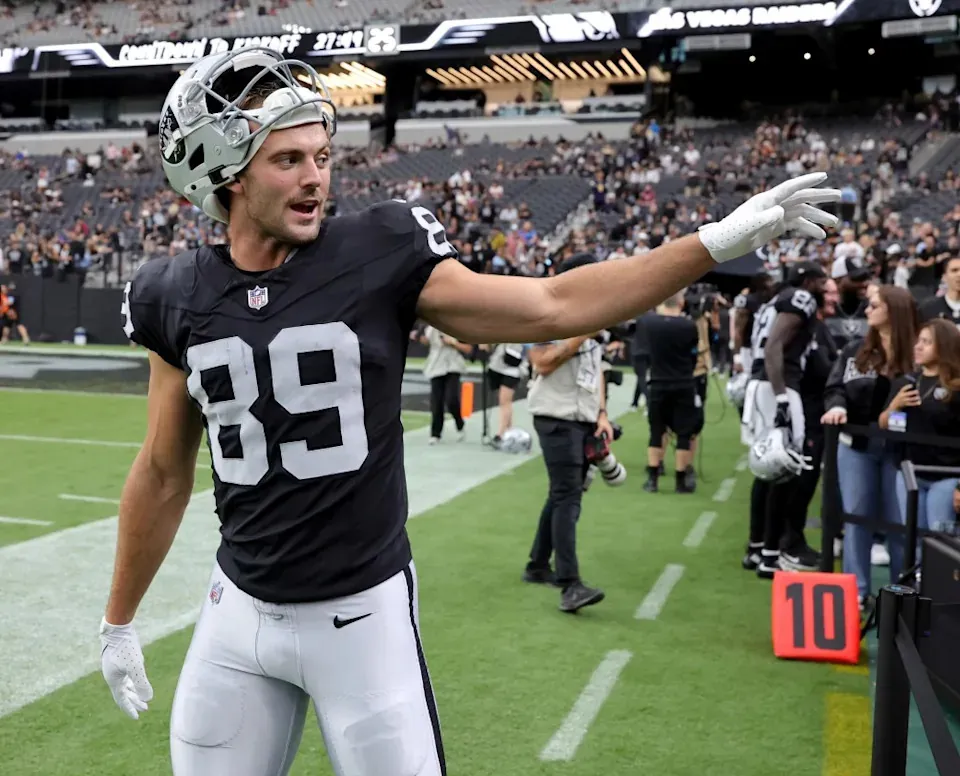 Las Vegas Raiders tight end, Brock Bowers to miss the team's first two games of the season due to trimming on his meniscus. Getty Images