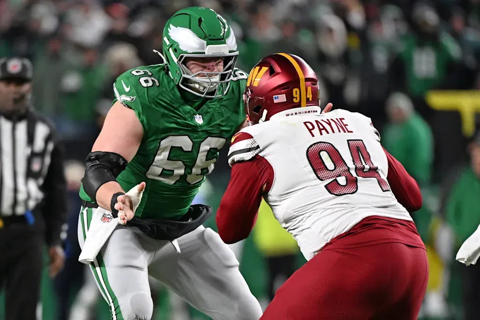 Drew Kendall or Willie Lampkin: Who should start at left guard?